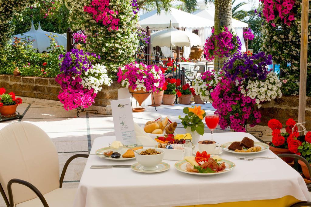 Hotel Mion Charme & Relax Silvi Marina Exterior photo