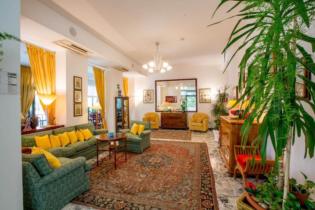 Hotel Mion Charme & Relax Silvi Marina Exterior photo